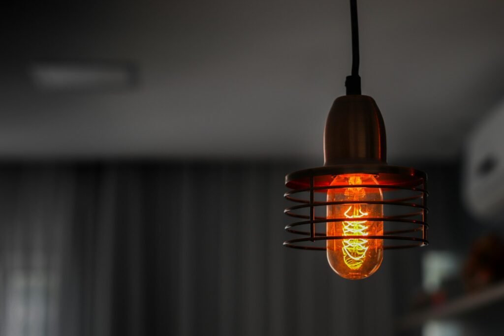 Energiatakarékos otthon: Hogyan csökkentsük a rezsiköltségeket?